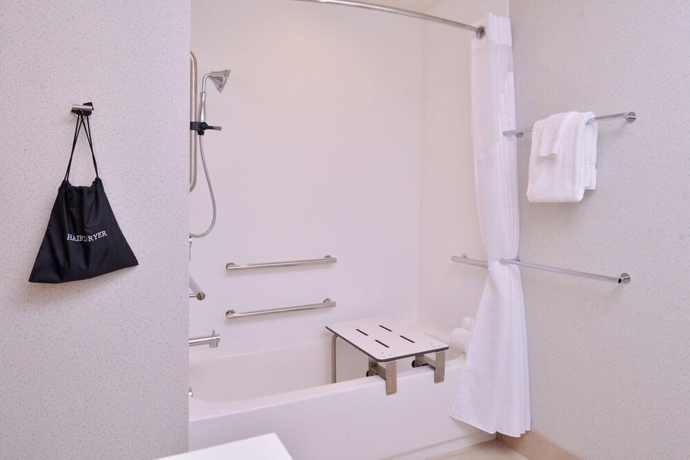 Holiday Inn Express & Suites Mall Of America - Msp Airport Bloomington Extérieur photo